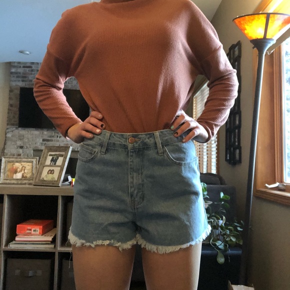 Denim shorts - Picture 3 of 7